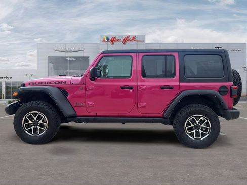 Used 2024 Jeep Wrangler Unlimited Rubicon w/ Safety Group AWD/4WD image 2