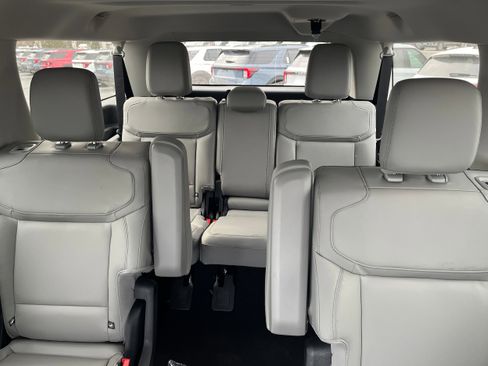 New 2026 Ford Expedition Max Active image 9