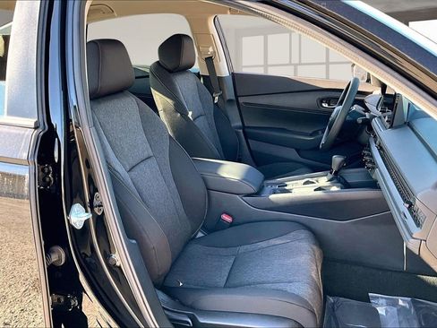 New 2025 Honda Accord LX image 11