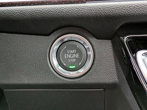 New 2026 Chevrolet Traverse RS image 19