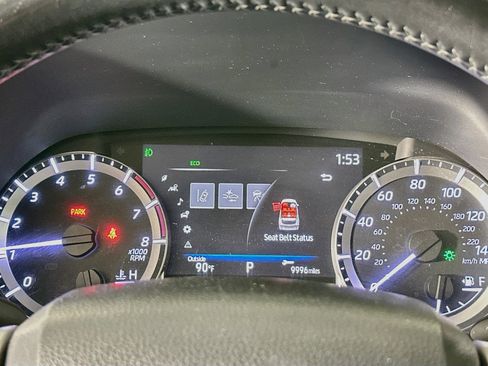 Used 2023 Toyota Highlander XLE FWD image 19