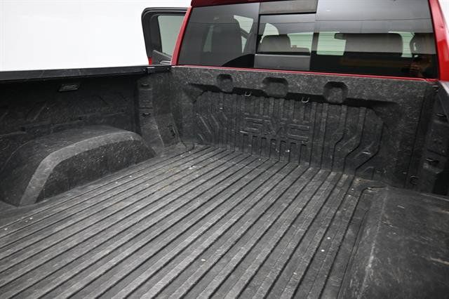 Used 2022 GMC Sierra 1500 AT4 w/ AT4 Premium Package AWD/4WD image 22