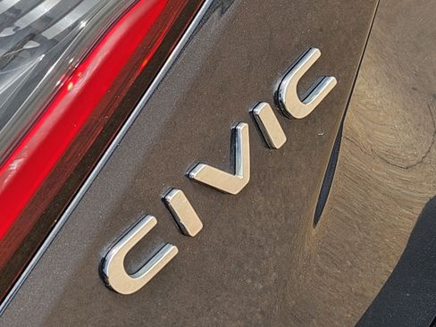Used 2024 Honda Civic Sport Touring image 18