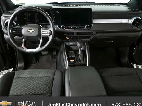 Used 2024 Chevrolet Colorado LT w/ LT Convenience Package RWD image 18