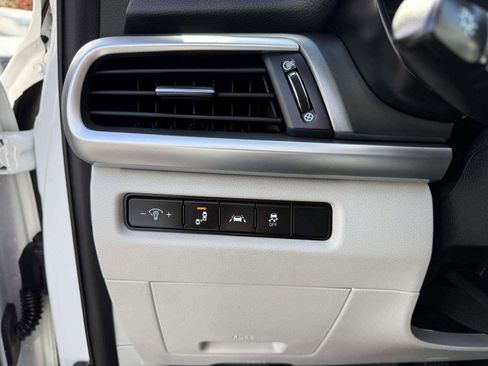 Used 2020 Kia Telluride S image 27