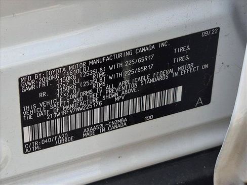 Used 2022 Toyota RAV4 XLE w/ Convenience Package FWD image 17