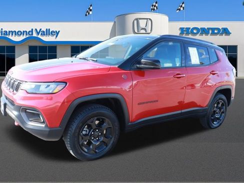 Used 2023 Jeep Compass Trailhawk image 3