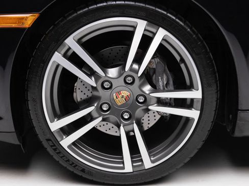 Used 2010 Porsche 911 Carrera RWD image 36