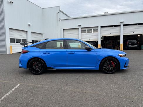 Used 2025 Honda Civic Type R image 8