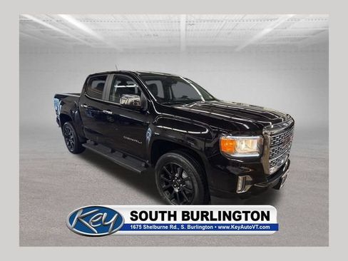 Used 2022 GMC Canyon Denali w/ Denali Black Edition Package AWD/4WD image 1