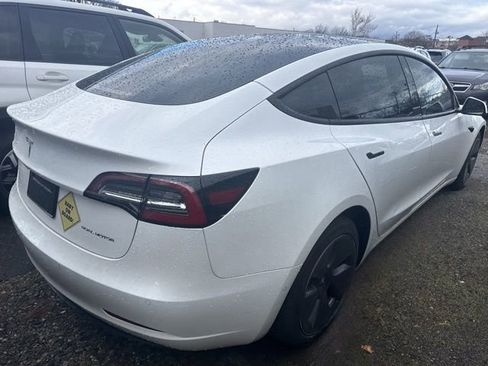 Used 2022 Tesla Model 3 Long Range image 11