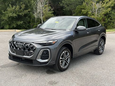 Used 2026 Audi Q5 Premium AWD/4WD image 3