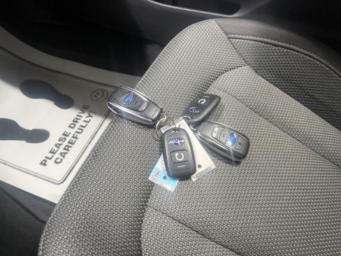 Used 2024 Subaru Crosstrek 2.0i Premium image 18