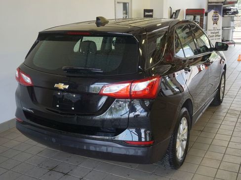 Used 2019 Chevrolet Equinox LS FWD image 12