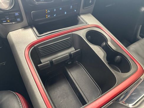 Used 2015 RAM 1500 Rebel AWD/4WD image 20