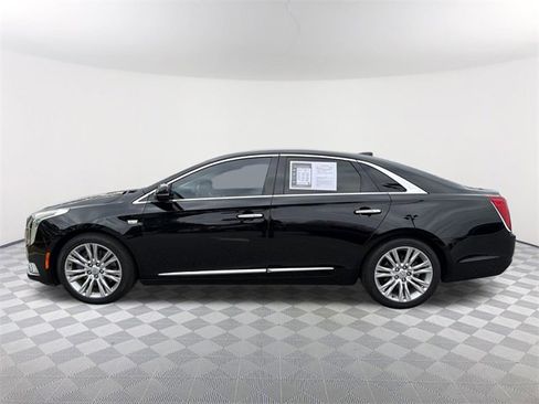Used 2019 Cadillac XTS Luxury image 8