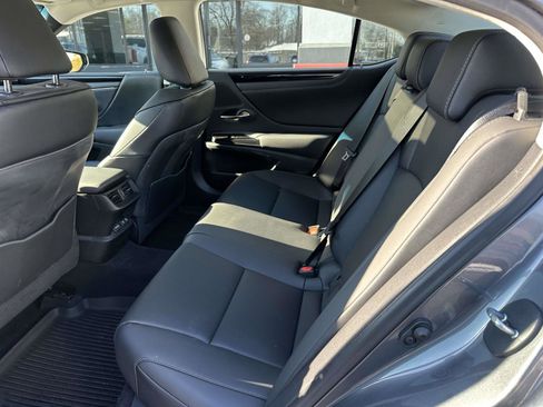 Used 2021 Lexus ES 350 w/ Premium Package image 15