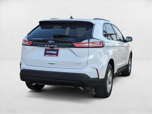 New 2024 Ford Edge SE image 2