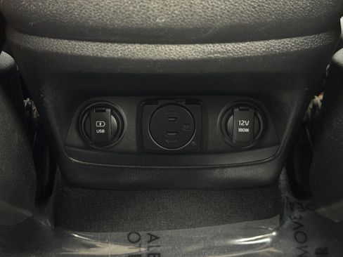 Used 2019 Kia Sorento SX w/ SX Touring Package image 33