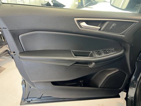 Used 2022 Ford Edge SEL AWD/4WD image 9