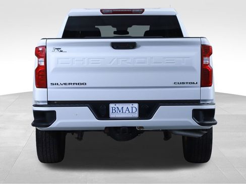 Used 2022 Chevrolet Silverado 1500 Custom image 11