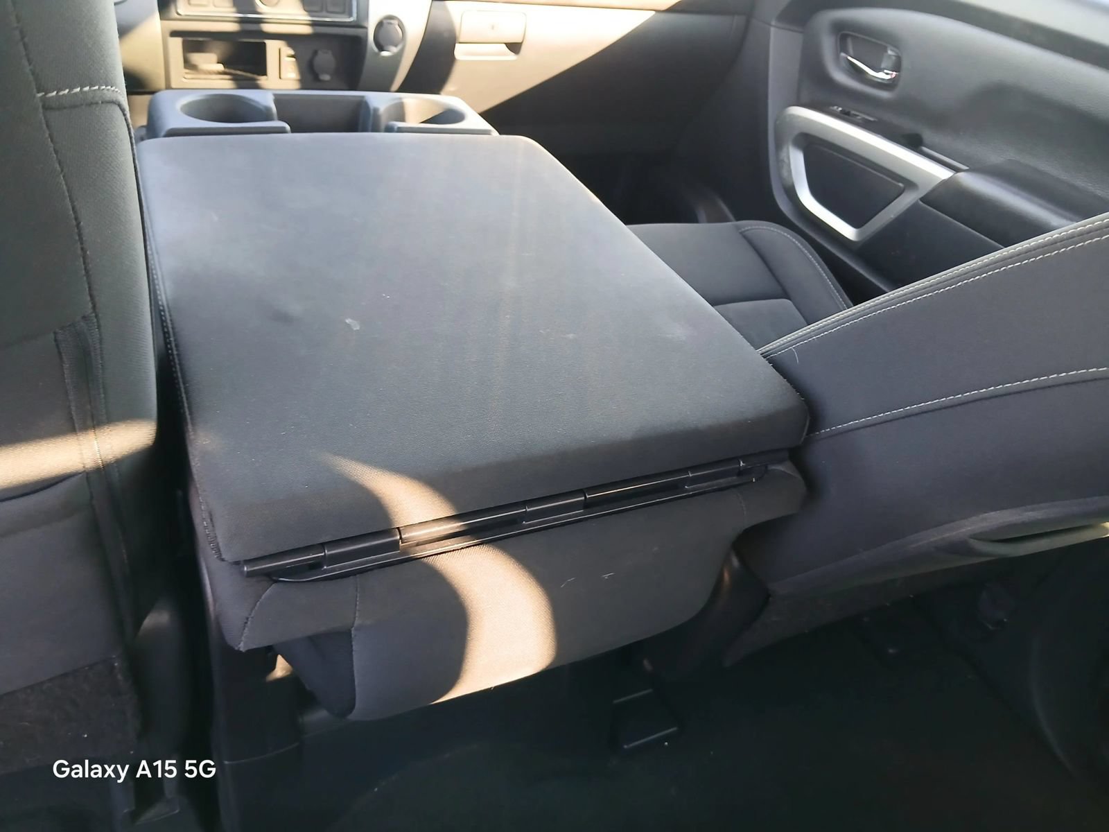 Used 2018 Nissan Titan SV RWD image 29