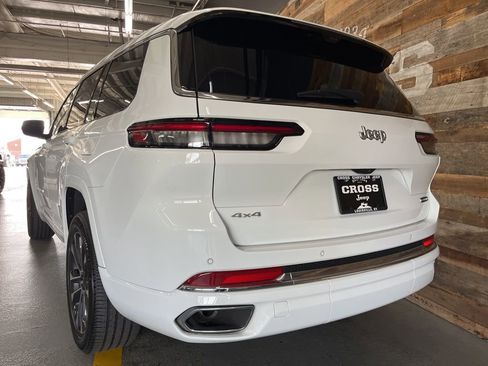 Used 2025 Jeep Grand Cherokee L Overland w/ Luxury Tech Group IV image 22