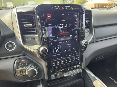 Used 2021 RAM 1500 Big Horn AWD/4WD image 49