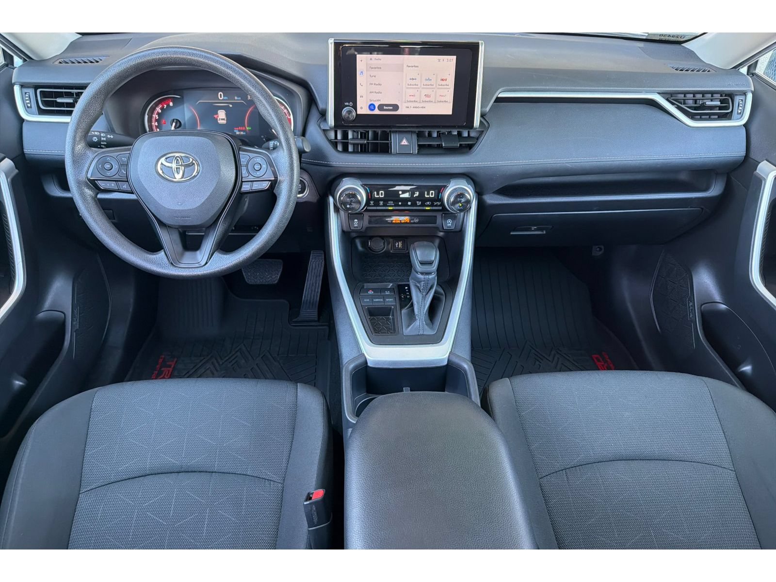 Certified 2025 Toyota RAV4 XLE FWD image 15