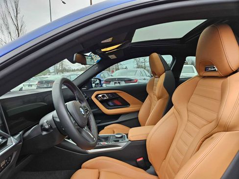 Used 2024 BMW M2 w/ Lighting Package image 22