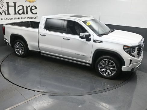 Used 2024 GMC Sierra 1500 Denali w/ Denali Reserve Package AWD/4WD image 39