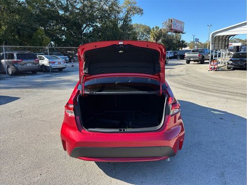 Used 2020 Toyota Corolla LE image 35