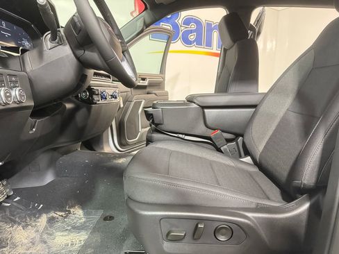 New 2026 GMC Sierra 1500 Elevation image 8