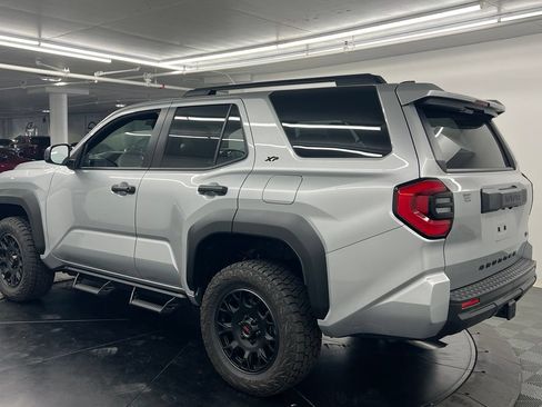 Used 2026 Toyota 4Runner SR5 AWD/4WD image 4