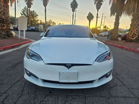 Used 2020 Tesla Model S AWD image 8