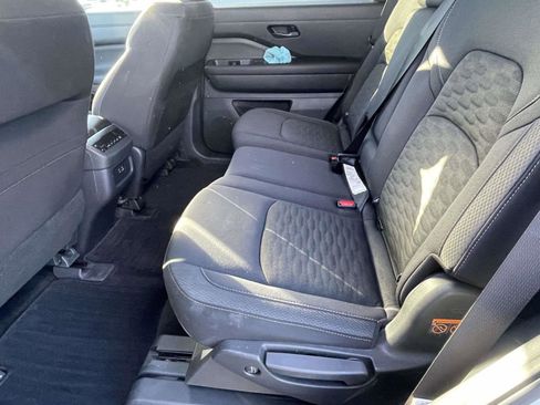 Used 2025 Nissan Pathfinder SV AWD/4WD image 5