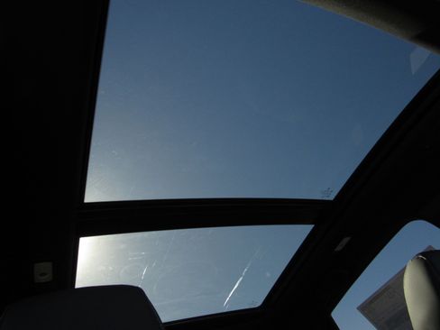 New 2025 Acura RDX SH-AWD image 8