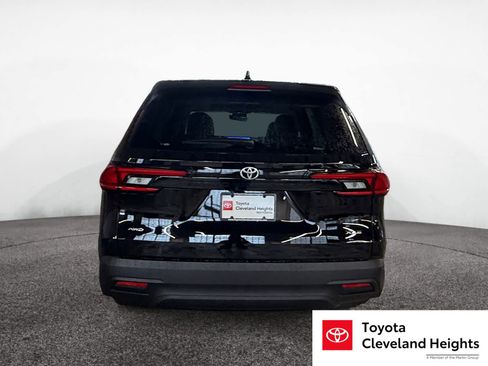 New 2026 Toyota Grand Highlander XLE image 4