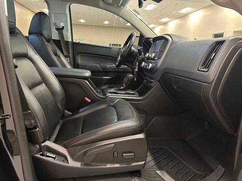 Used 2019 Chevrolet Colorado Z71 w/ Z71 Midnight Edition image 27