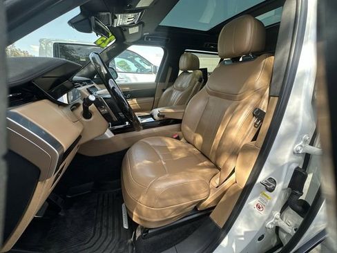 Used 2023 Land Rover Range Rover Long Wheelbase SE AWD/4WD image 20