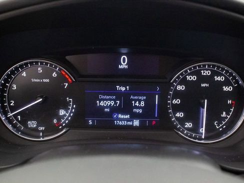 Used 2023 Cadillac XT4 Premium Luxury image 25