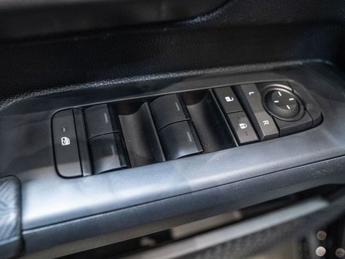 New 2026 Toyota Tacoma SR image 20