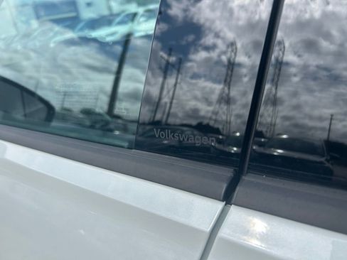 New 2026 Volkswagen Tiguan SE R-Line image 27