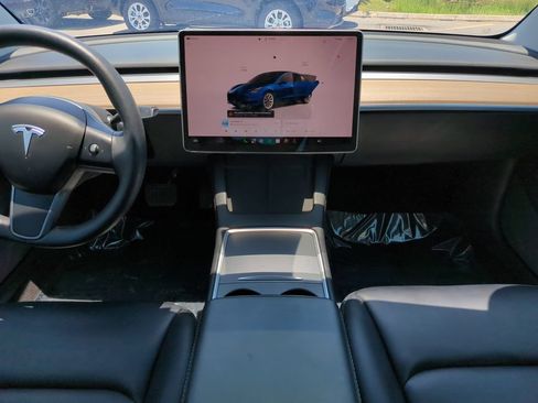 Used 2023 Tesla Model 3 Standard Range RWD image 18