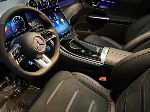 New 2026 Mercedes-Benz GLC 43 AMG 4MATIC image 4