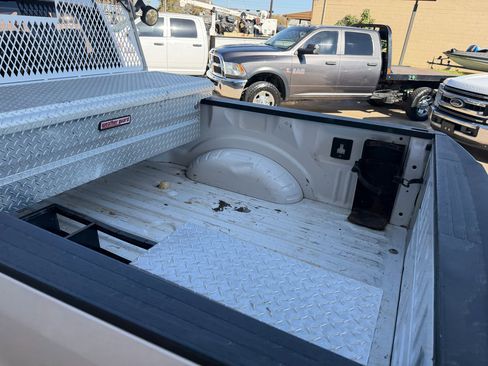 Used 2017 Ford F250 XL w/ Power Equipment Group image 18