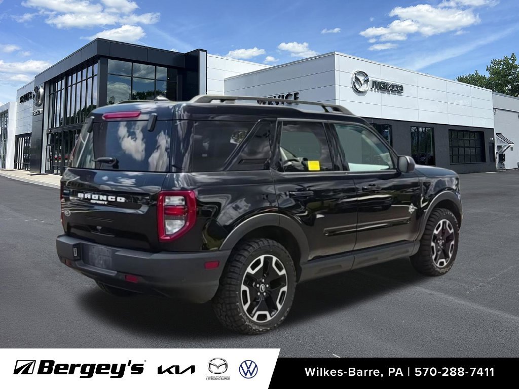 Used 2023 Ford Bronco Sport Outer Banks w/ Tech Package AWD/4WD image 10