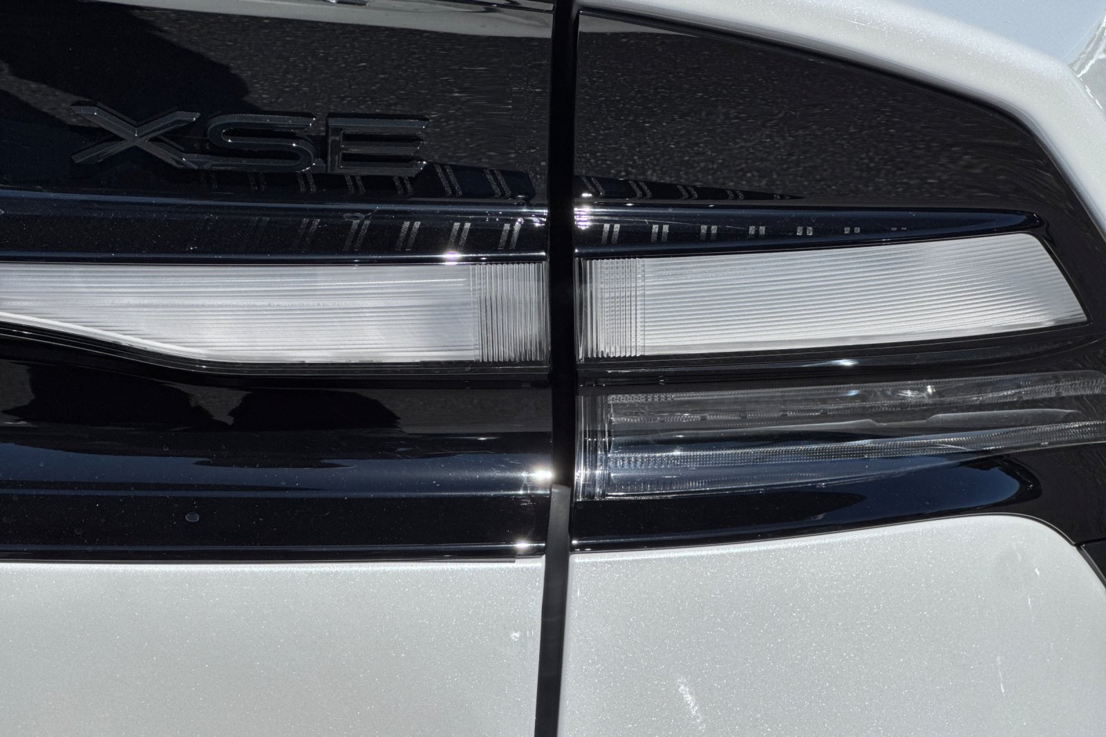 New 2027 Toyota Prius Plug-In Hybrid w/ Limited Premium Package FWD image 33