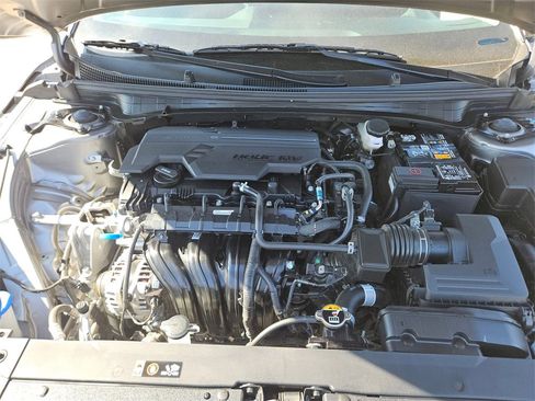 Used 2025 Kia K4 LXS image 23