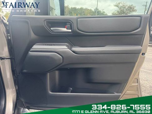 Used 2025 Toyota Land Cruiser image 31